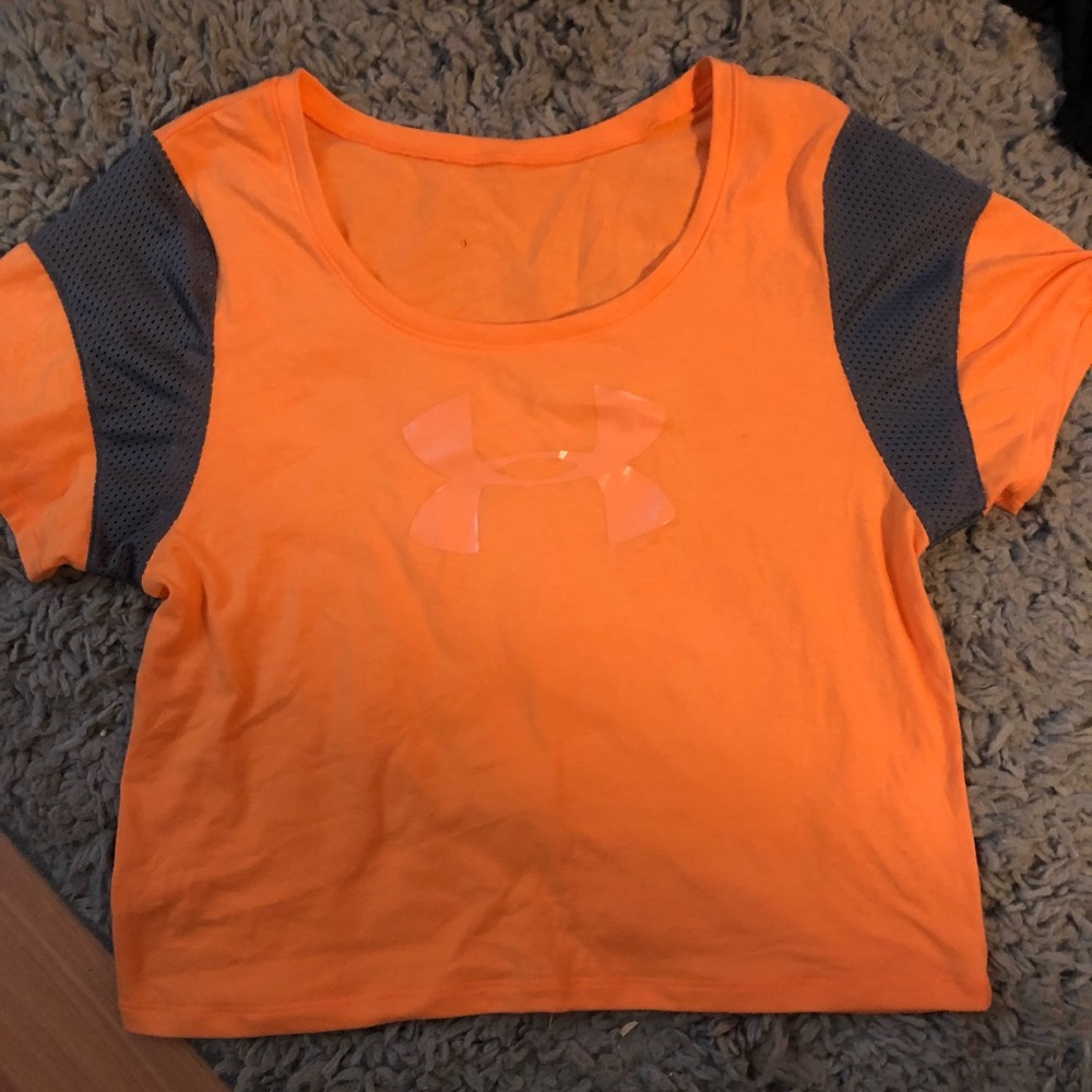 Under armor t shirt